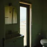 לינה וארוחת בוקר Casa Barcas