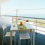 Casa Barcas לינה וארוחת בוקר לוריניה